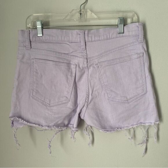 GAP Women’s Raw Hem 3” Denim Shorts - Picture 3 of 4